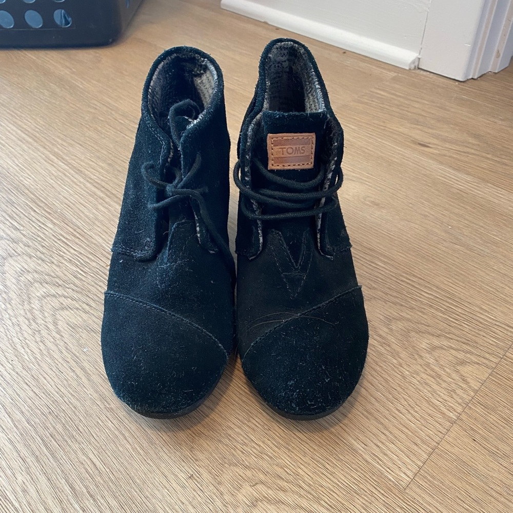 TOMS booties black